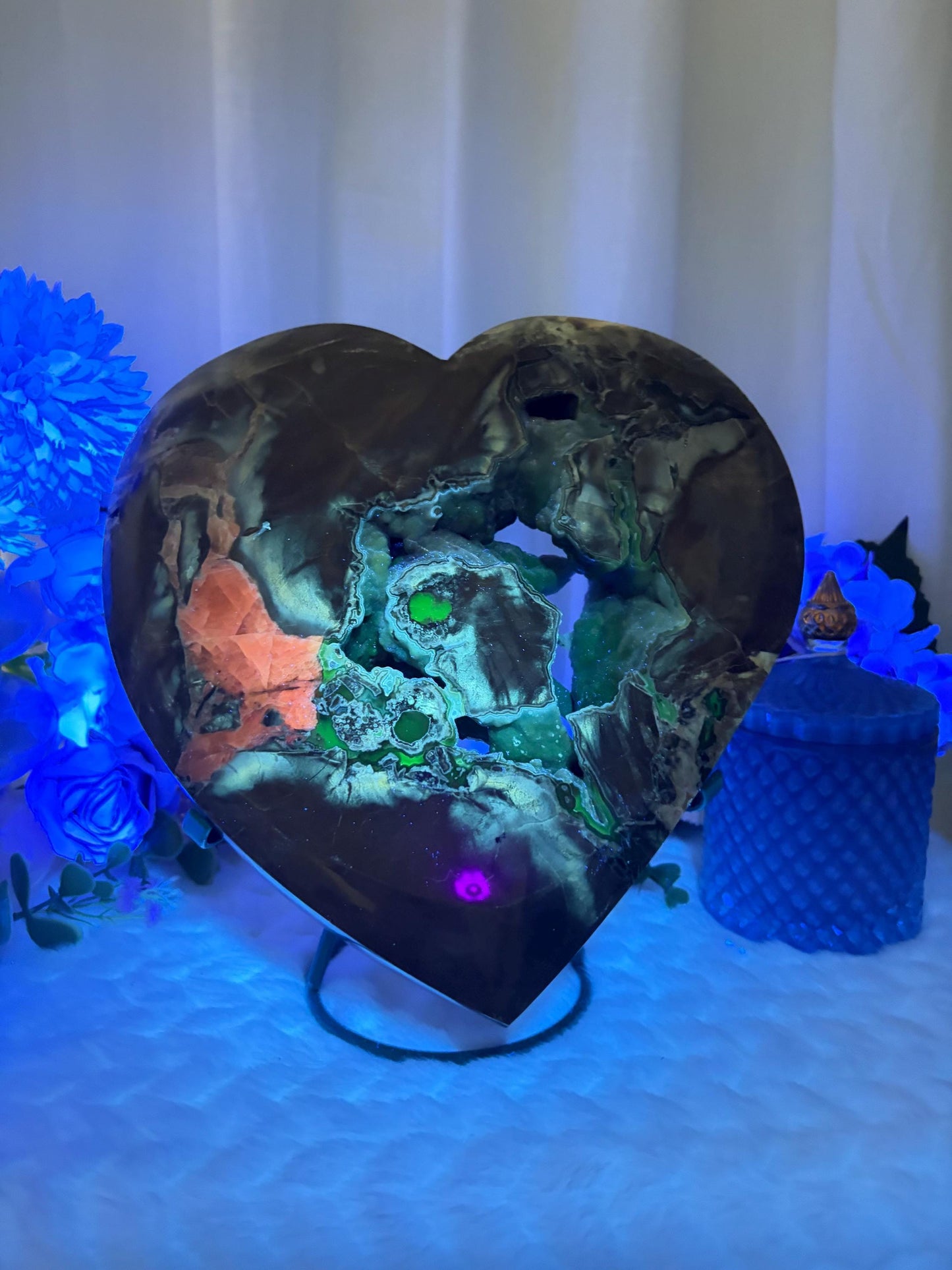 XL Volcano Agate Heart Lumina Collection